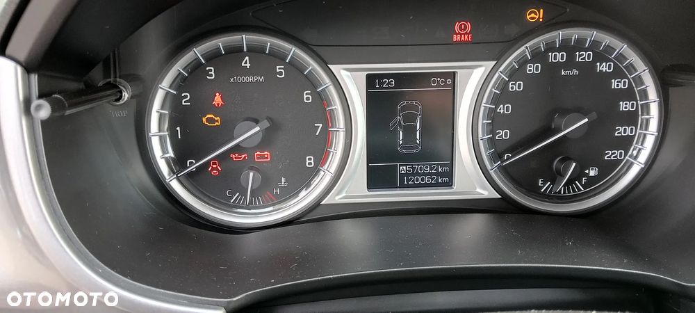 Suzuki Vitara 1.6 Premium 2WD - 8