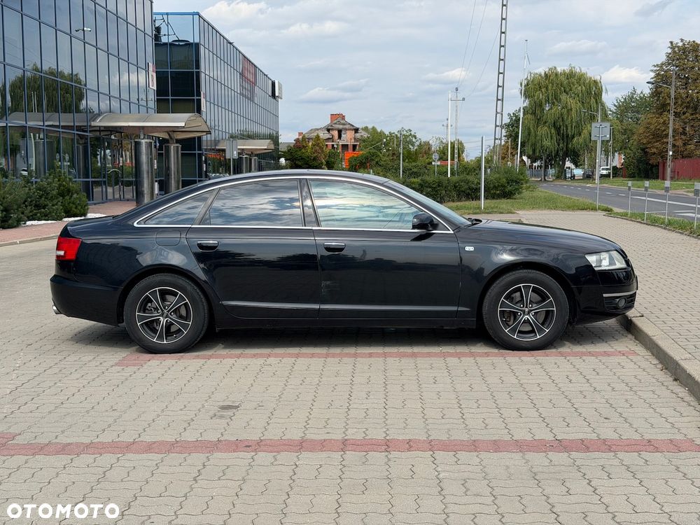 Audi A6 Limousine 3.2 FSI Quattro Tiptronic - 4