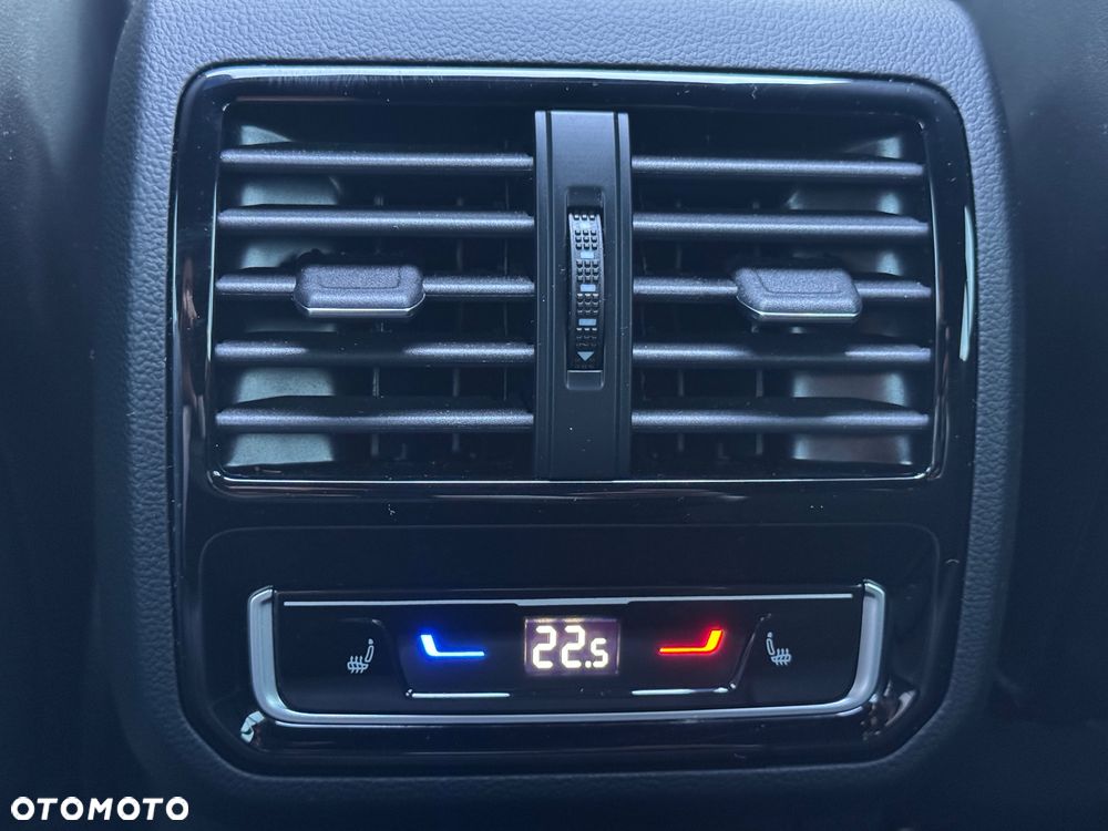 Volkswagen Arteon 2.0 TSI 4Motion R DSG - 17