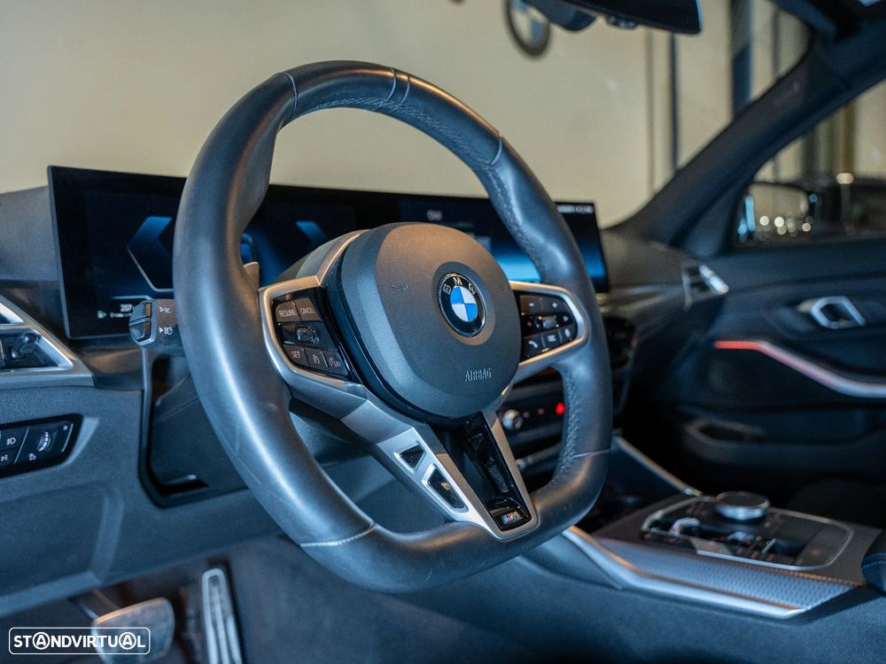 BMW 320 d Pack Desportivo M Auto - 7