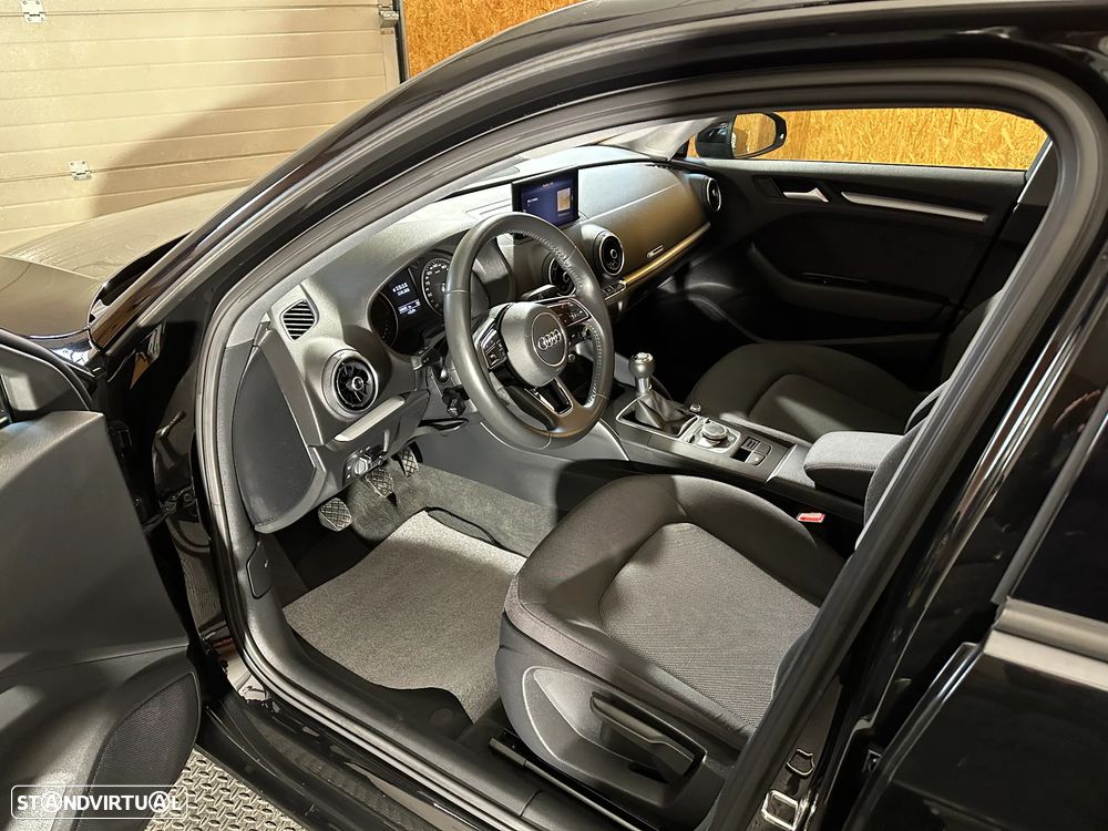 Audi A3 Sportback 30 TDI - 7
