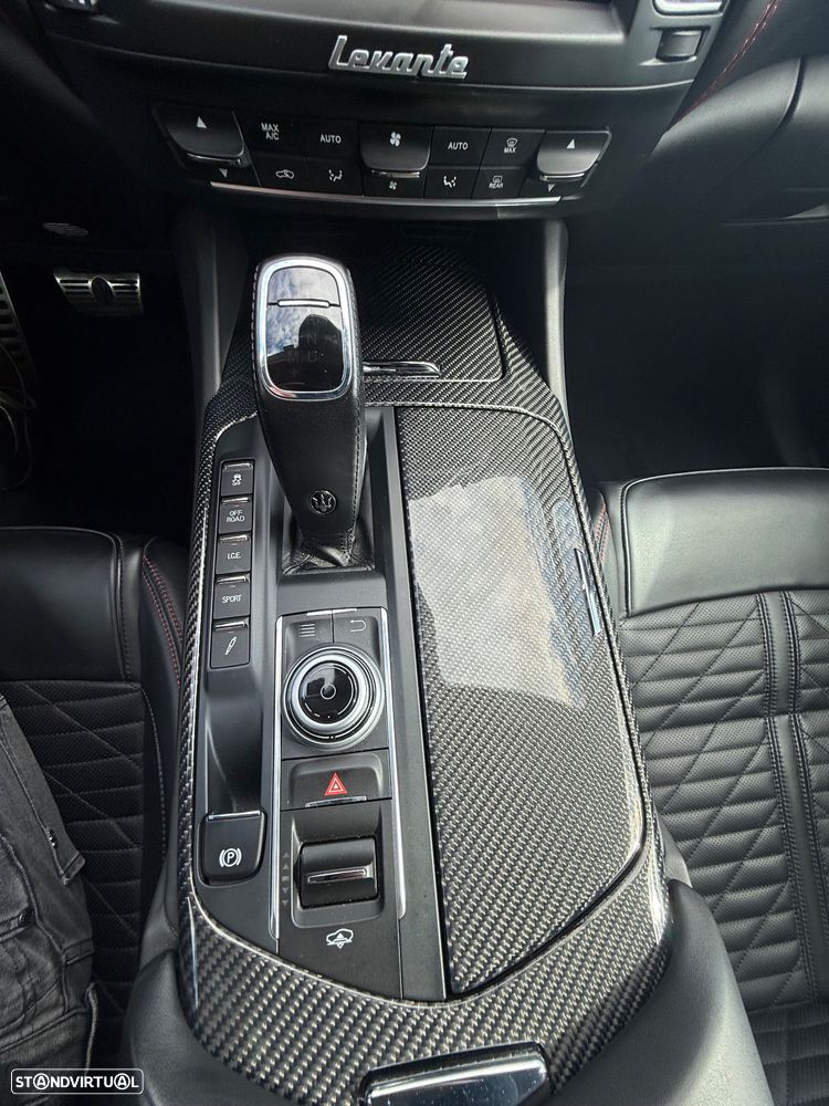 Maserati Levante S Q4 GranSport - 26