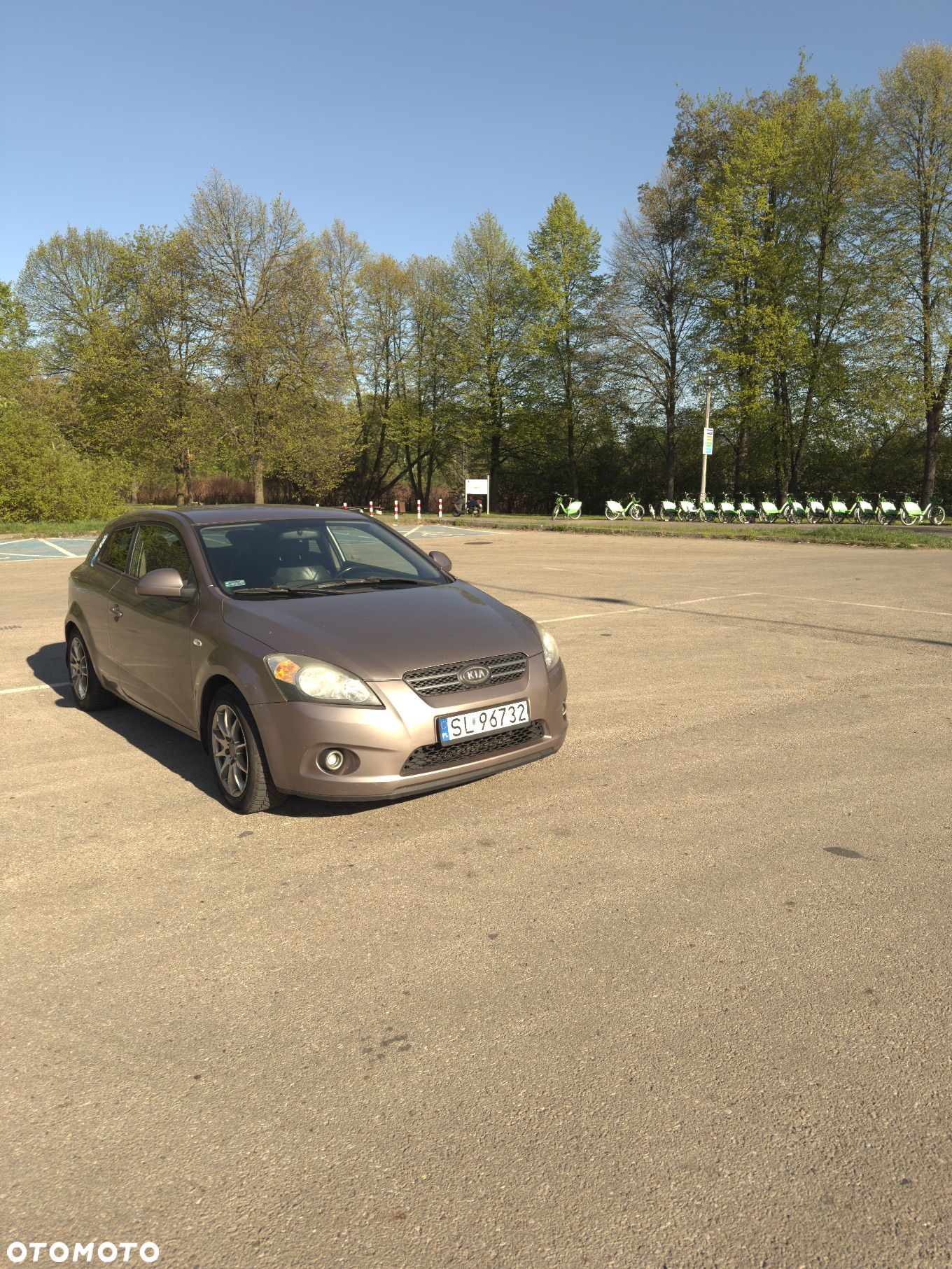 Kia Ceed - 1