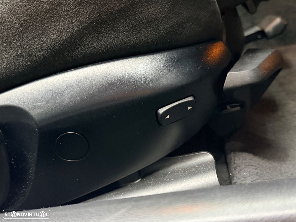 BMW 320 d Coupe - 25