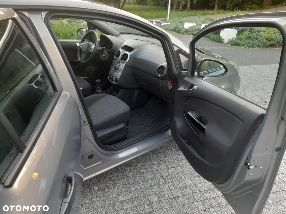 Opel Corsa - 17