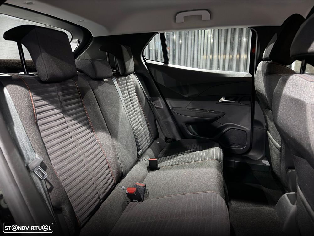 Peugeot 2008 1.2 PureTech Active Pack - 35