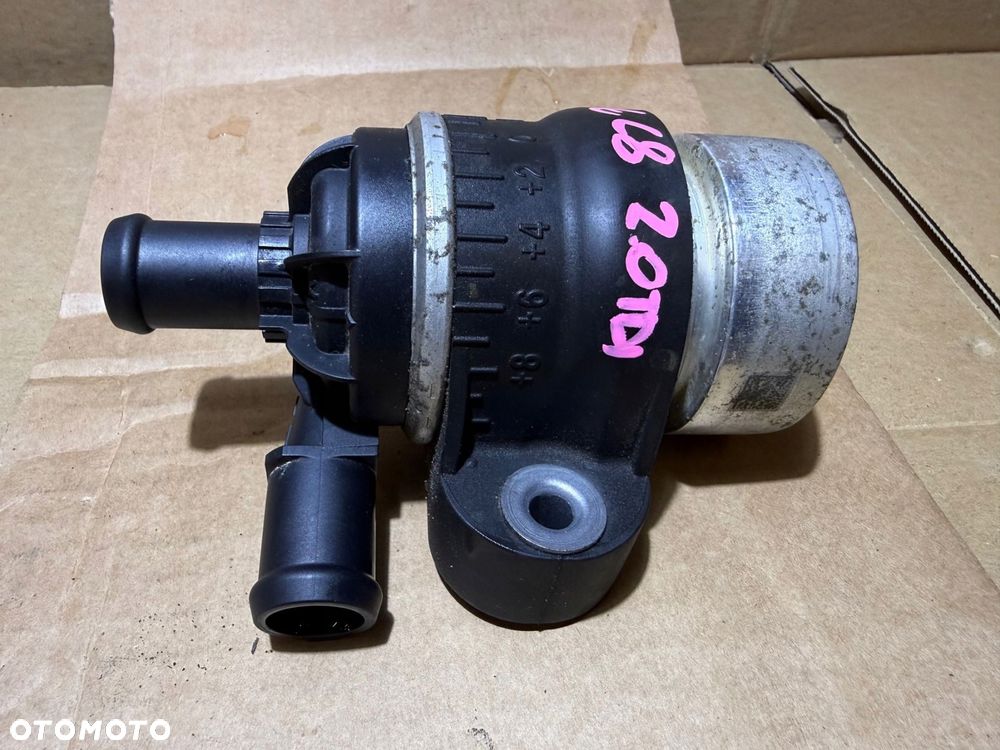 audi a6 c8 q5 80a a4 a5 a7 2.0 tdi dodatkowa pompa pompka wody 05l965567 - 2