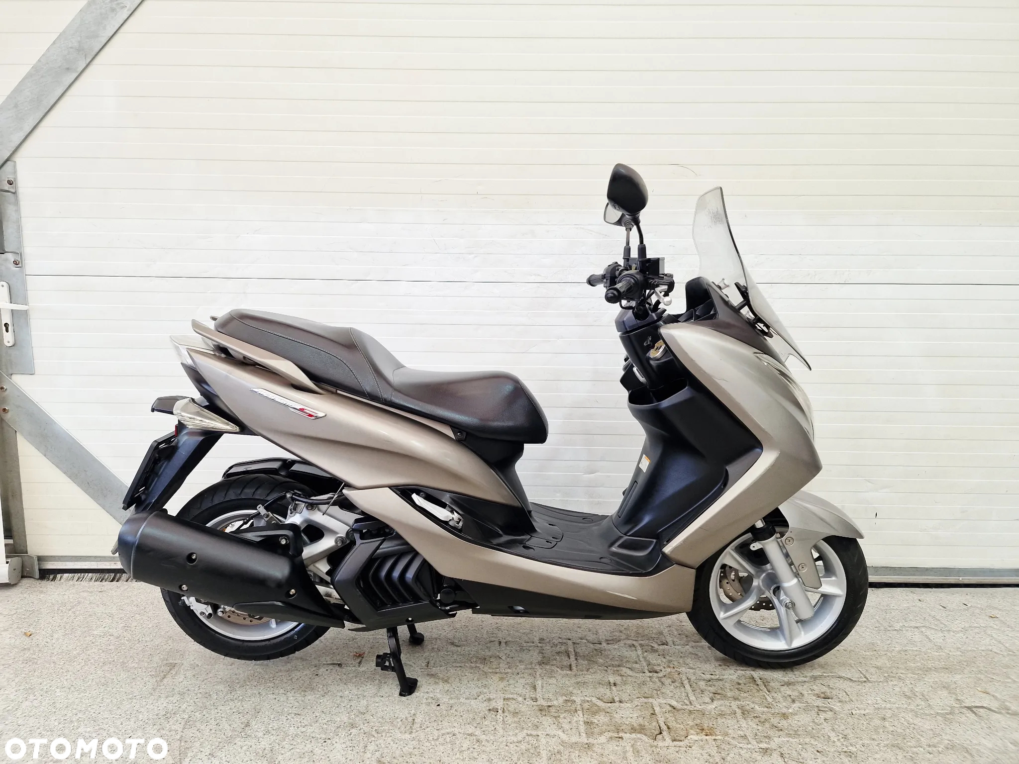 Yamaha Majesty - 2