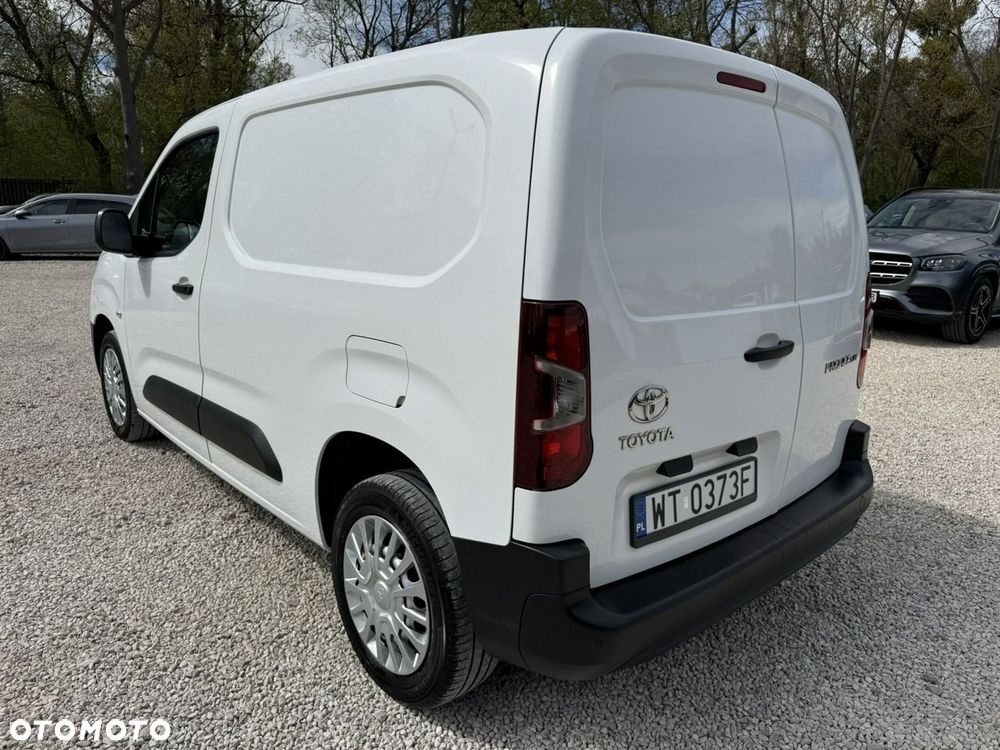 Toyota Proace City - 15