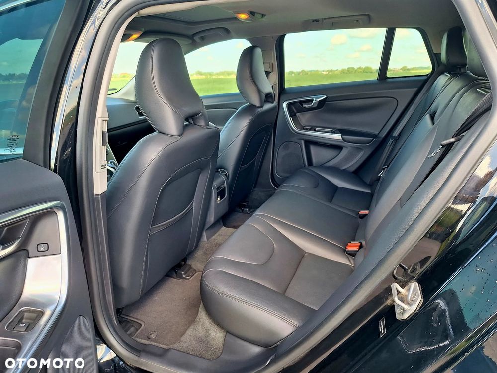 Volvo V60 - 23