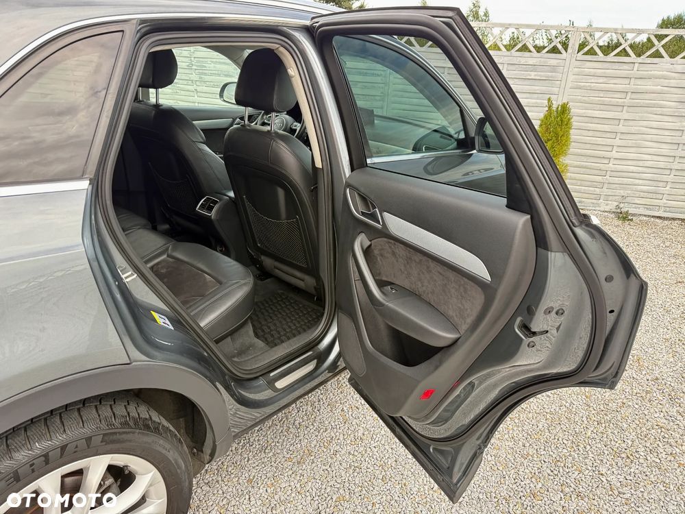 Audi Q3 2.0 TFSI Quattro - 33