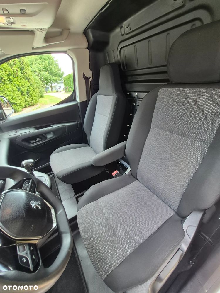 Peugeot Partner  1,5 Diesel 130 KM, Full Bogata Wersja, Faktura 23% - 10