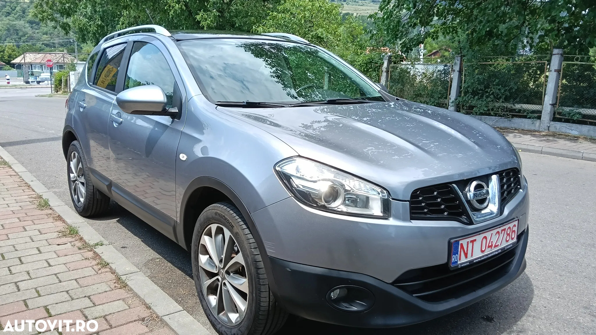 Nissan Qashqai - 2
