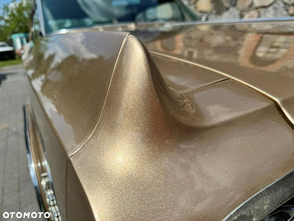 Oldsmobile Inny - 12