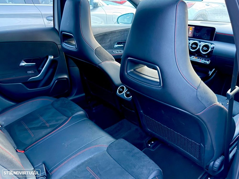 Mercedes-Benz A 160 AMG Line - 16