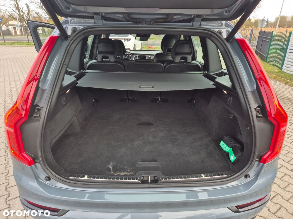 Volvo XC 90 B5 D AWD R-Design - 12