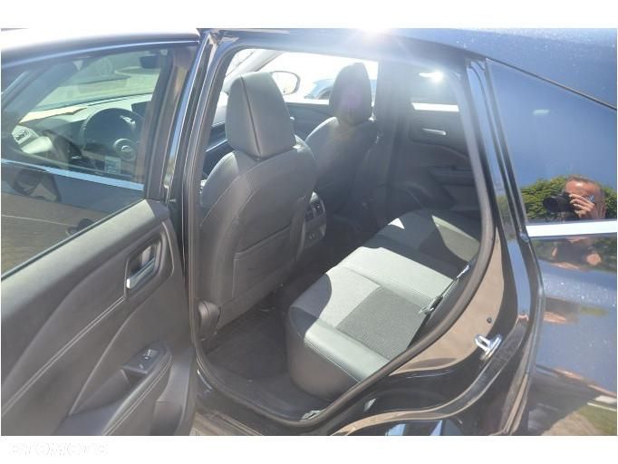 Nissan Qashqai 1.3 DIG-T MHEV N-Connecta Xtronic - 25