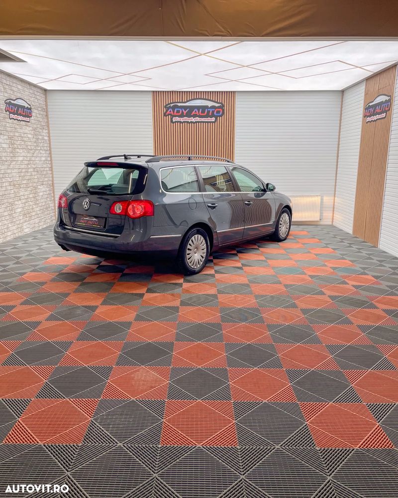 Volkswagen Passat Variant 2.0 Blue TDI DSG SCR Comfortline - 4