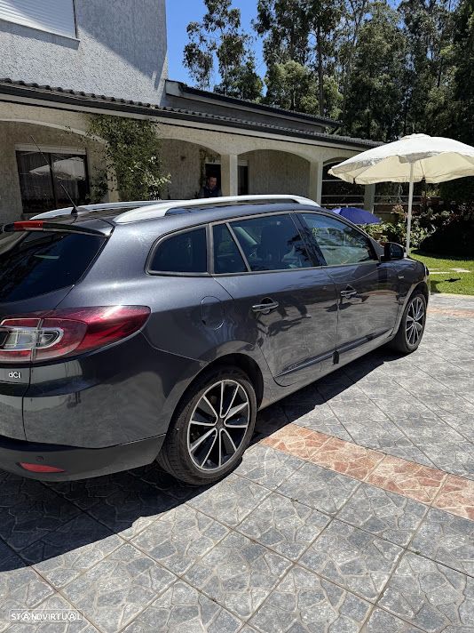 Renault Mégane Sport Tourer ENERGY dCi 110 Start & Stopp Bose Edition - 4