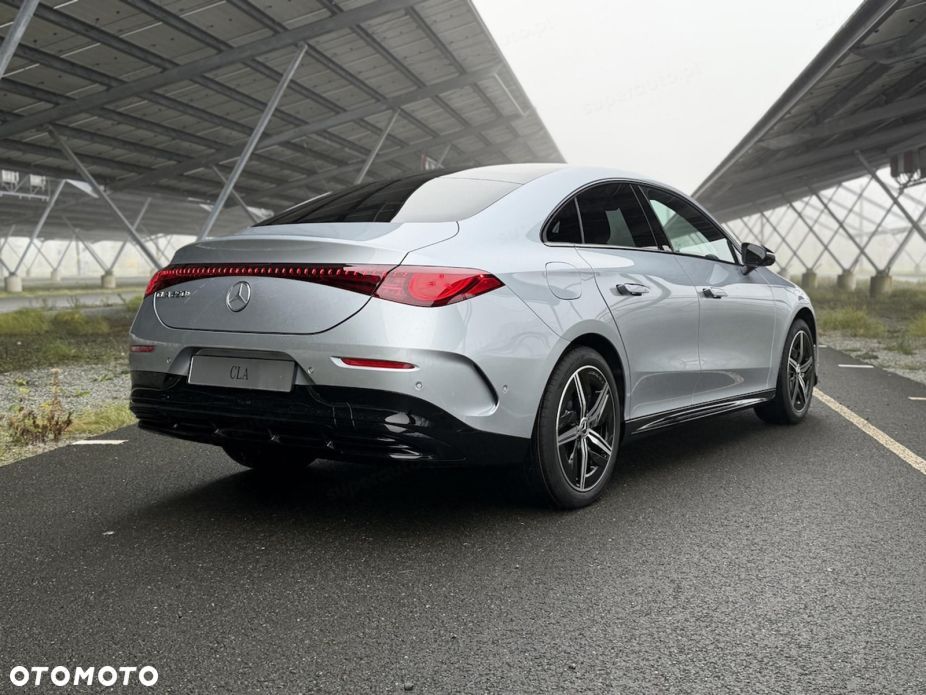 Mercedes-Benz CLA - 8