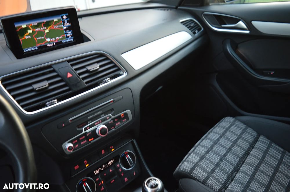 Audi Q3 2.0 TDI Sport - 29