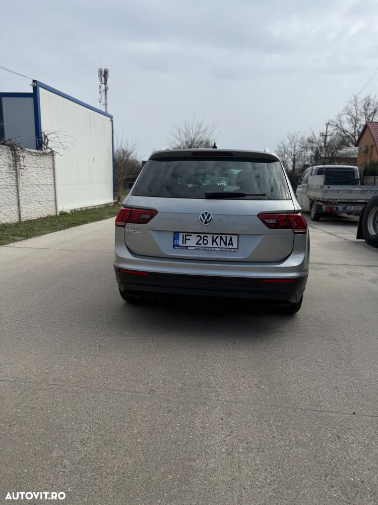 Volkswagen Tiguan - 13