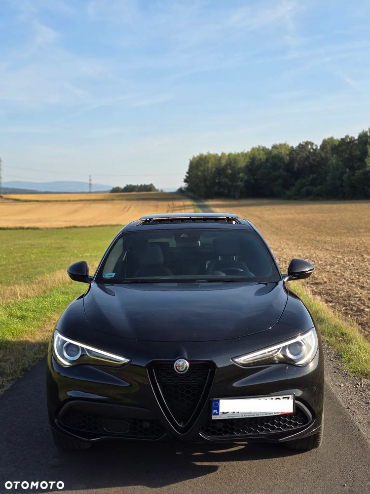 Alfa Romeo Stelvio 2.0 Turbo Veloce TI Q4 - 9