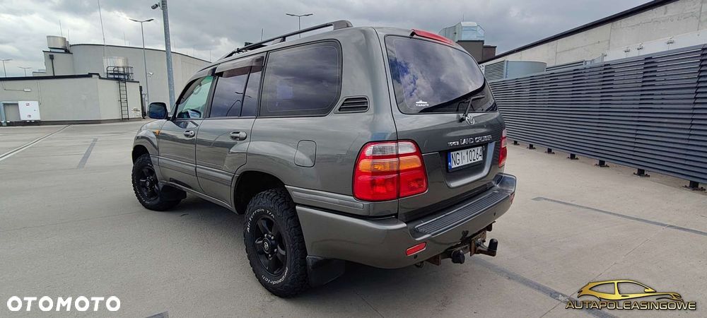 Toyota Land Cruiser - 8