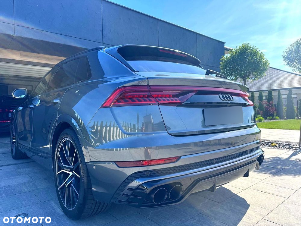 Audi Q8 - 2