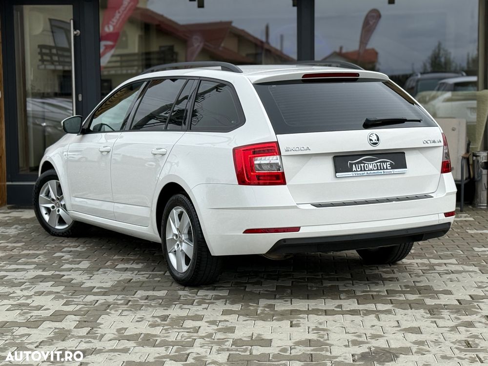 Skoda Octavia 2.0 TDI (Green tec) DSG Joy - 13