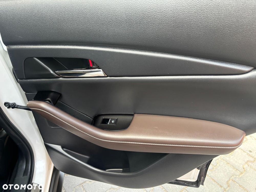 Mazda CX-30 e-SKYACTIVE X 186 TAKUMI - 38
