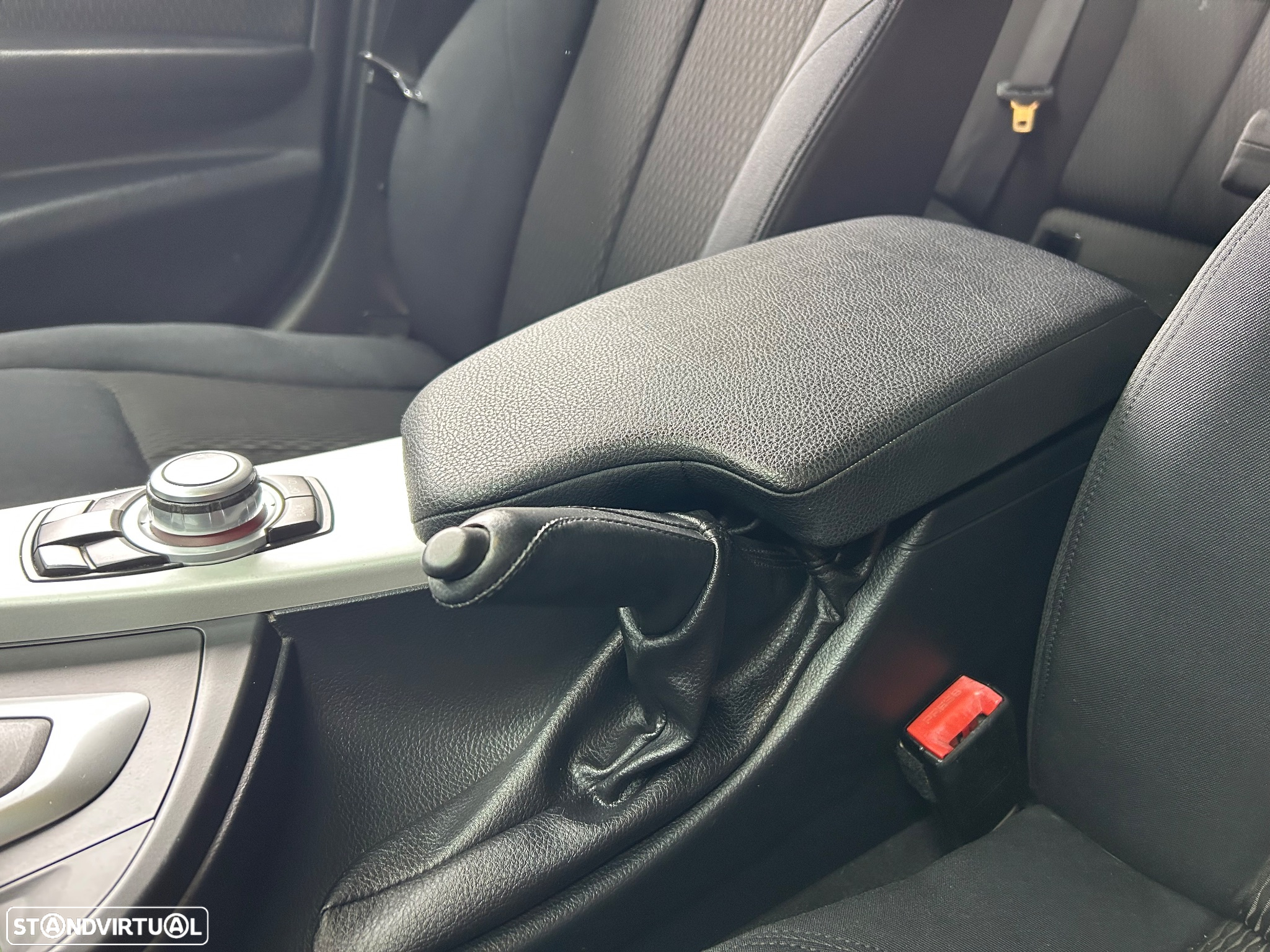BMW 320 d Touring Auto Line Sport - 46