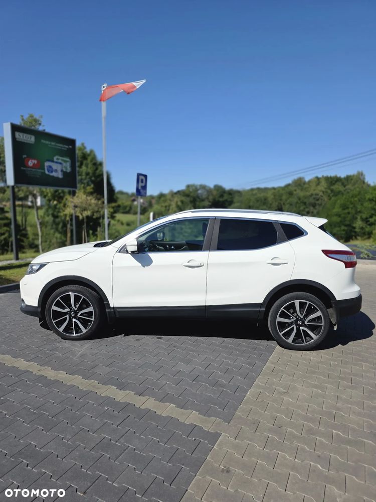 Nissan Qashqai 1.6 dCi 4x4 Tekna S&S - 4