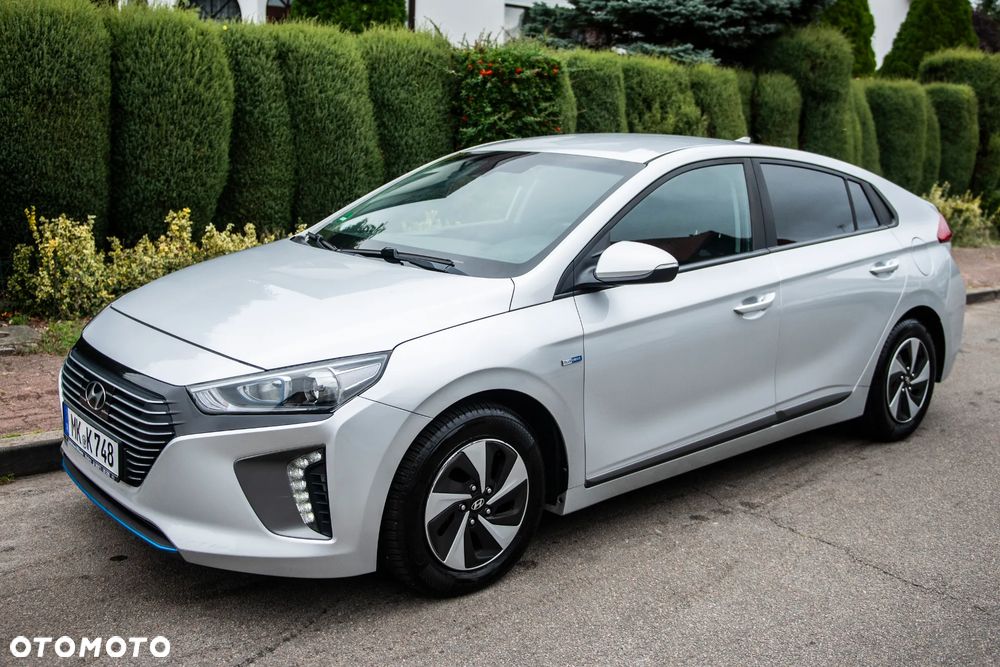 Hyundai IONIQ 1.6 GDI Premium - 10
