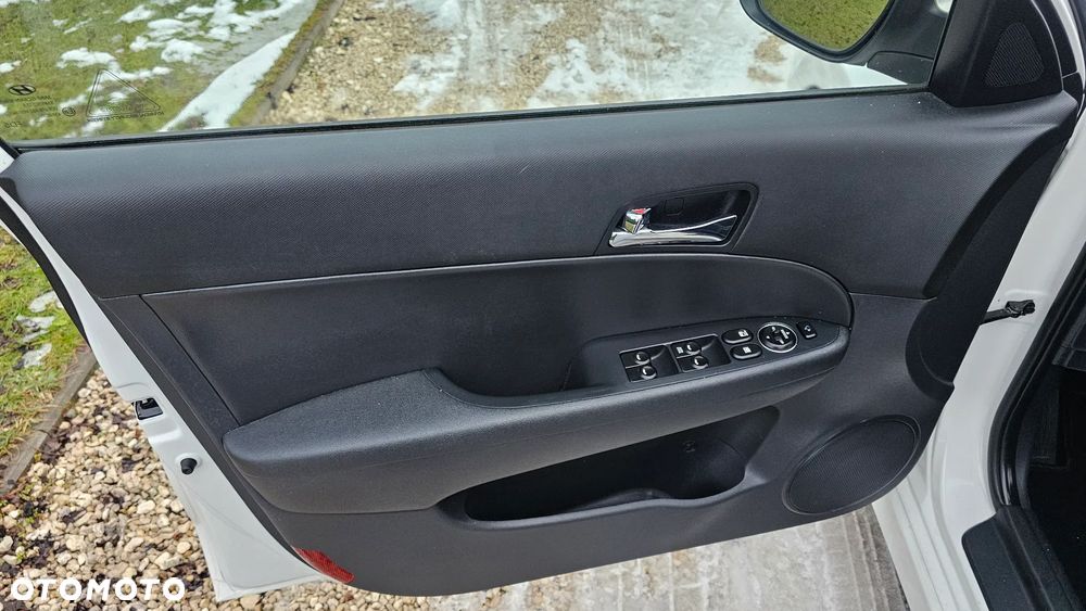 Hyundai i30 1.4 Edition 20 - 16