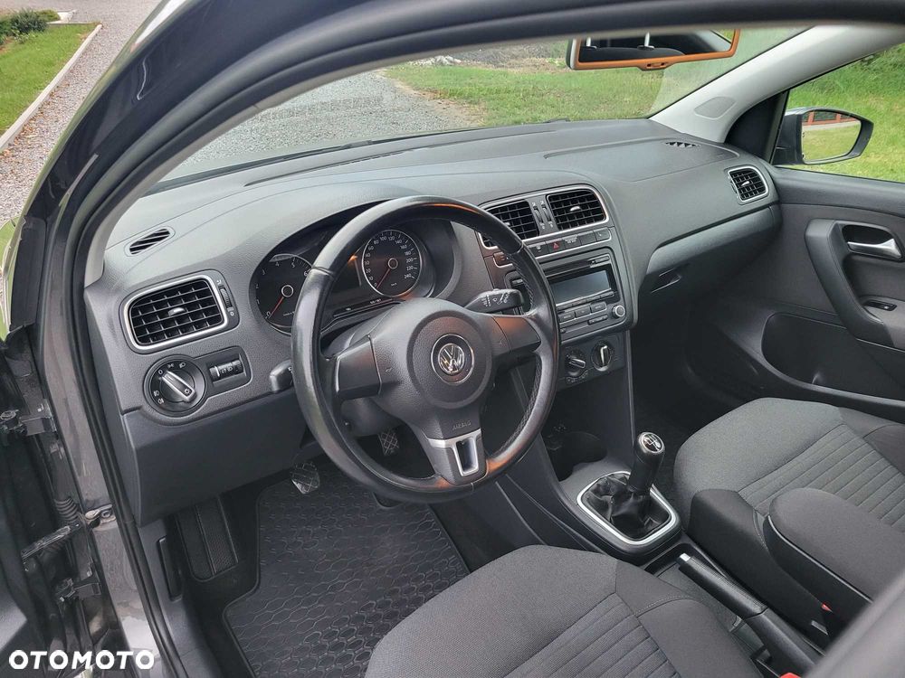 Volkswagen Polo - 5