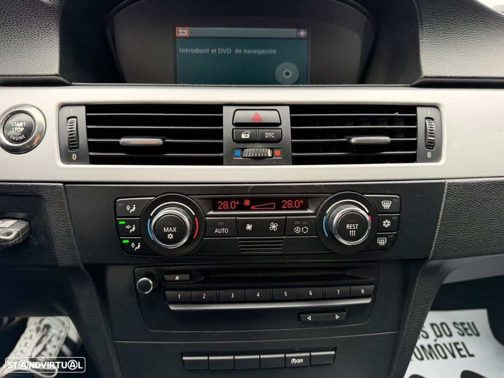 BMW 320 d Cabrio - 29