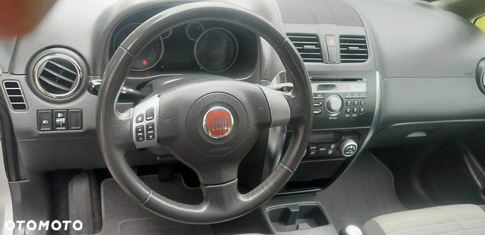 Fiat Sedici 1.6 16V 4x2 Dynamic - 19