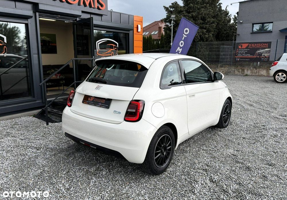 Fiat 500e - 3
