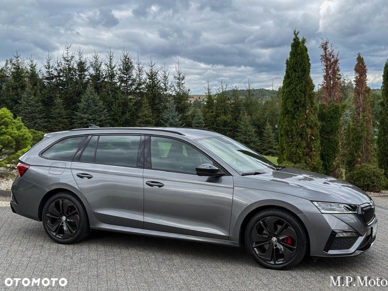 Skoda Octavia 2.0 TDI DSG 4x4 RS Plus - 20