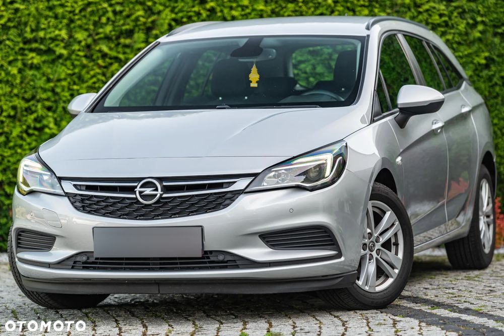 Opel Astra - 1