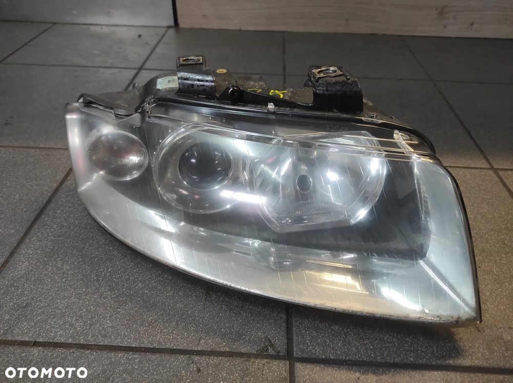AUDI A4 B6 VALEO LAMPA PRAWA PRZEDNIA PRAWY PRZÓD SOCZEWKA H7 ..85.. WYSYŁKA !!! - 1