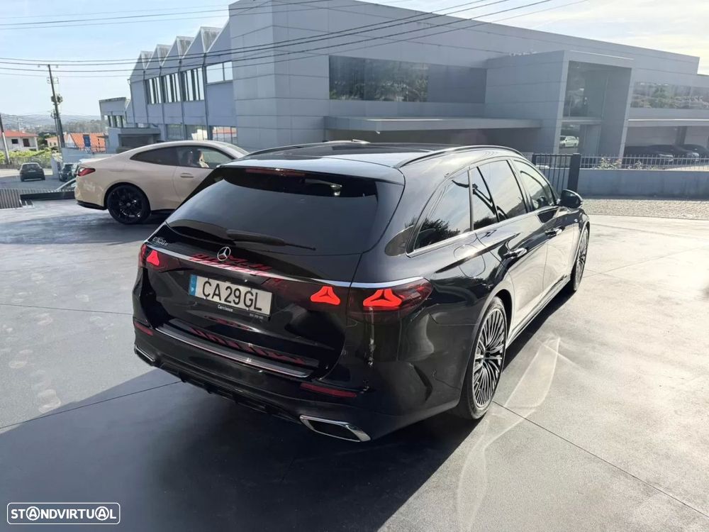 Mercedes-Benz E 300 e Station 9G-TRONIC AMG Line - 3