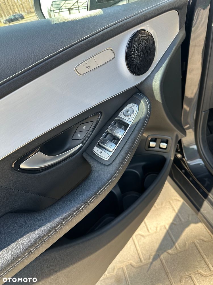 Mercedes-Benz GLC - 16