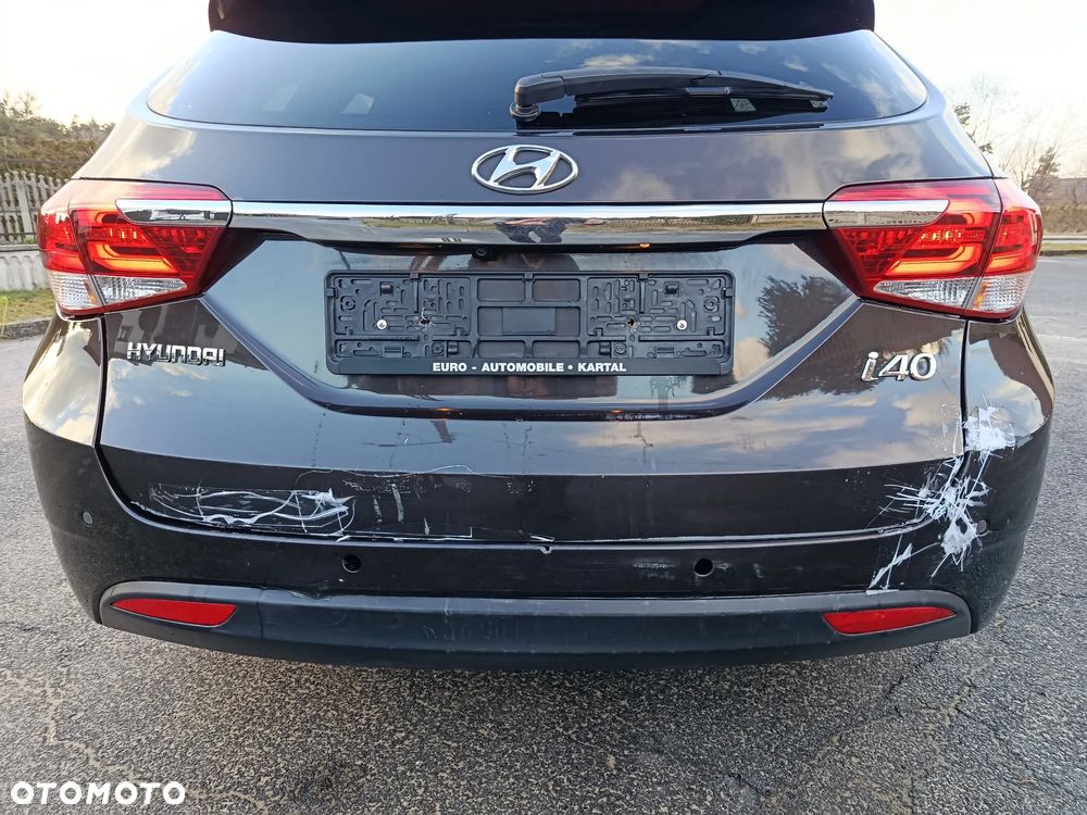 Hyundai i40 Kombi blue 1.6 Family+ - 38