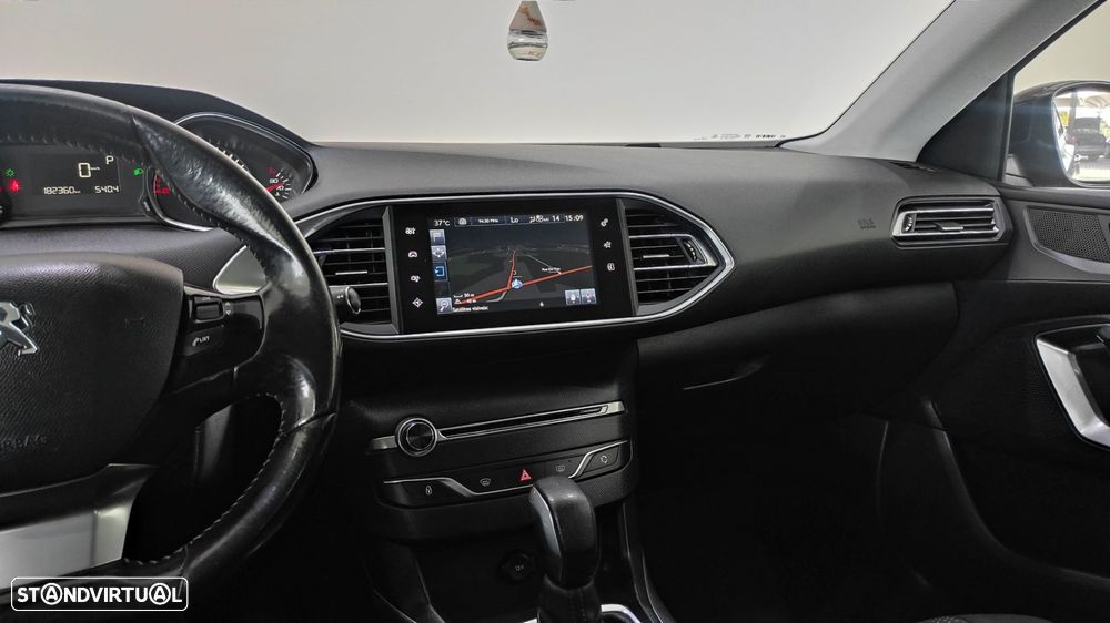 Peugeot 308 SW 2.0 BlueHDi Allure J18 EAT6 - 26