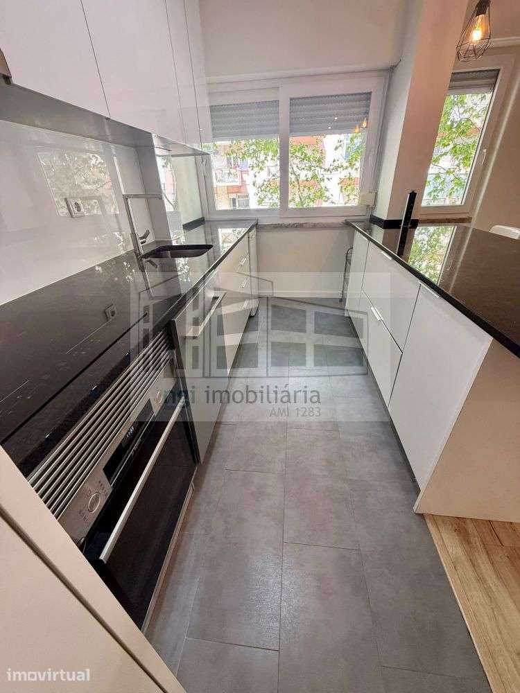 Apartamento T2 arrendamento Benfica - Grande imagem: 5/19