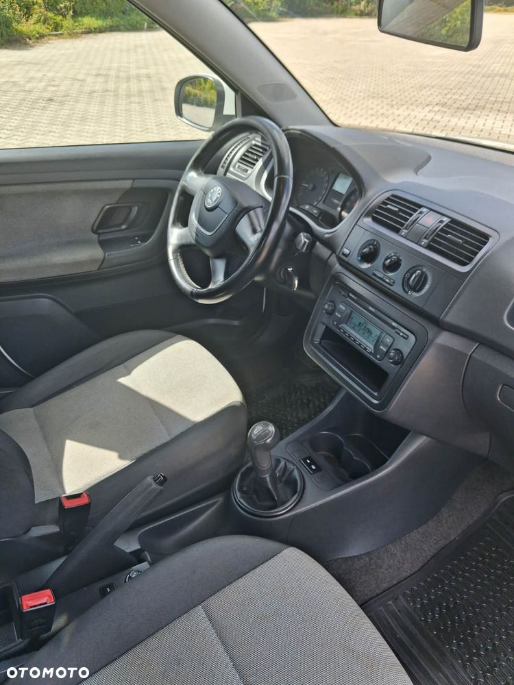 Skoda Fabia - 4