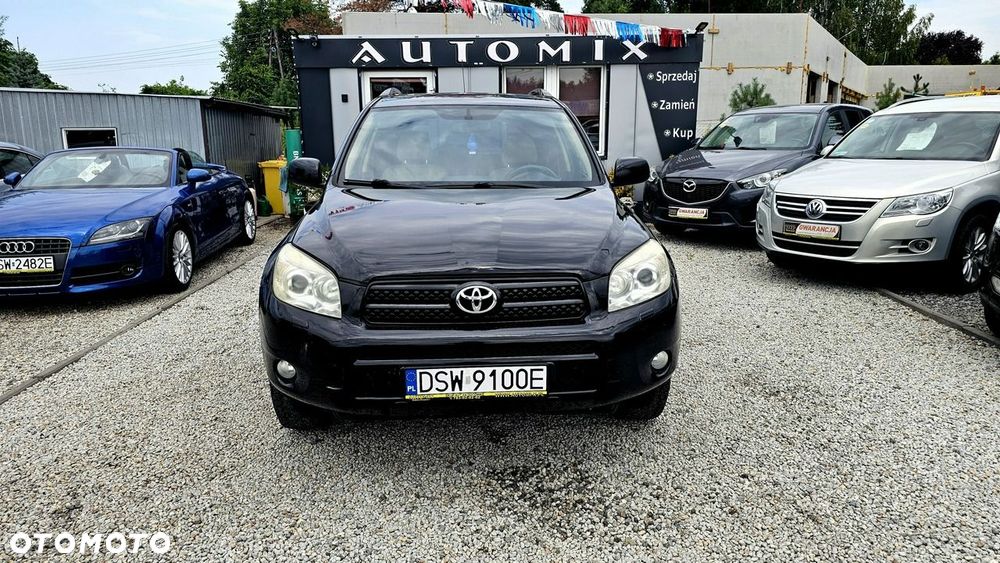 Toyota RAV4 - 11