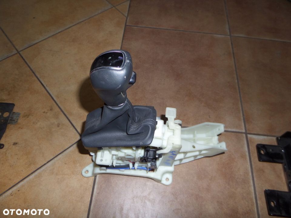 8877 WYBIERAK LEWAREK BIEGOW SANTA FE III 15- AUT - 1